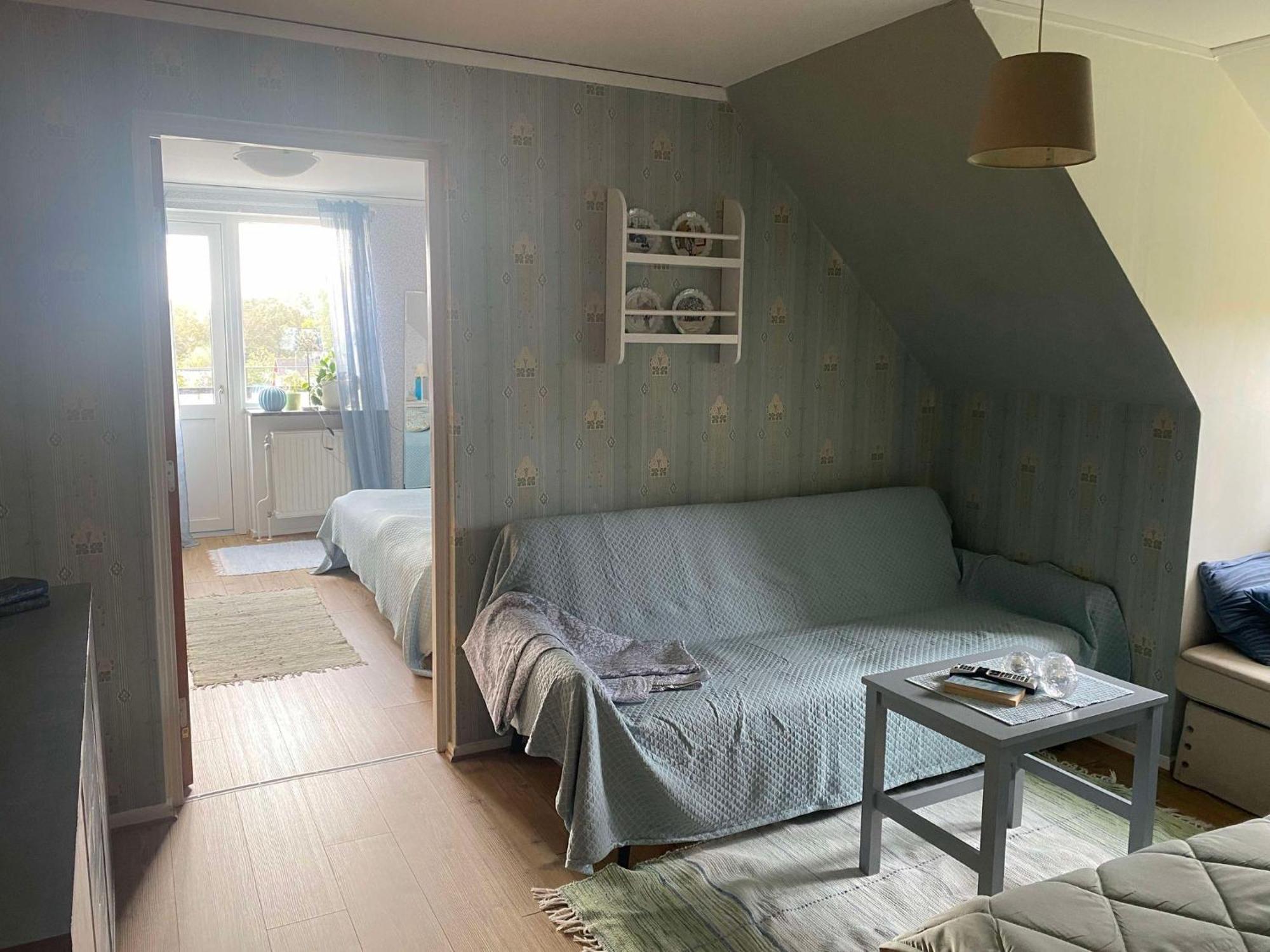 Bed And Books Pa Oesterlens Gaesthaerbaerge Glemminge Buitenkant foto