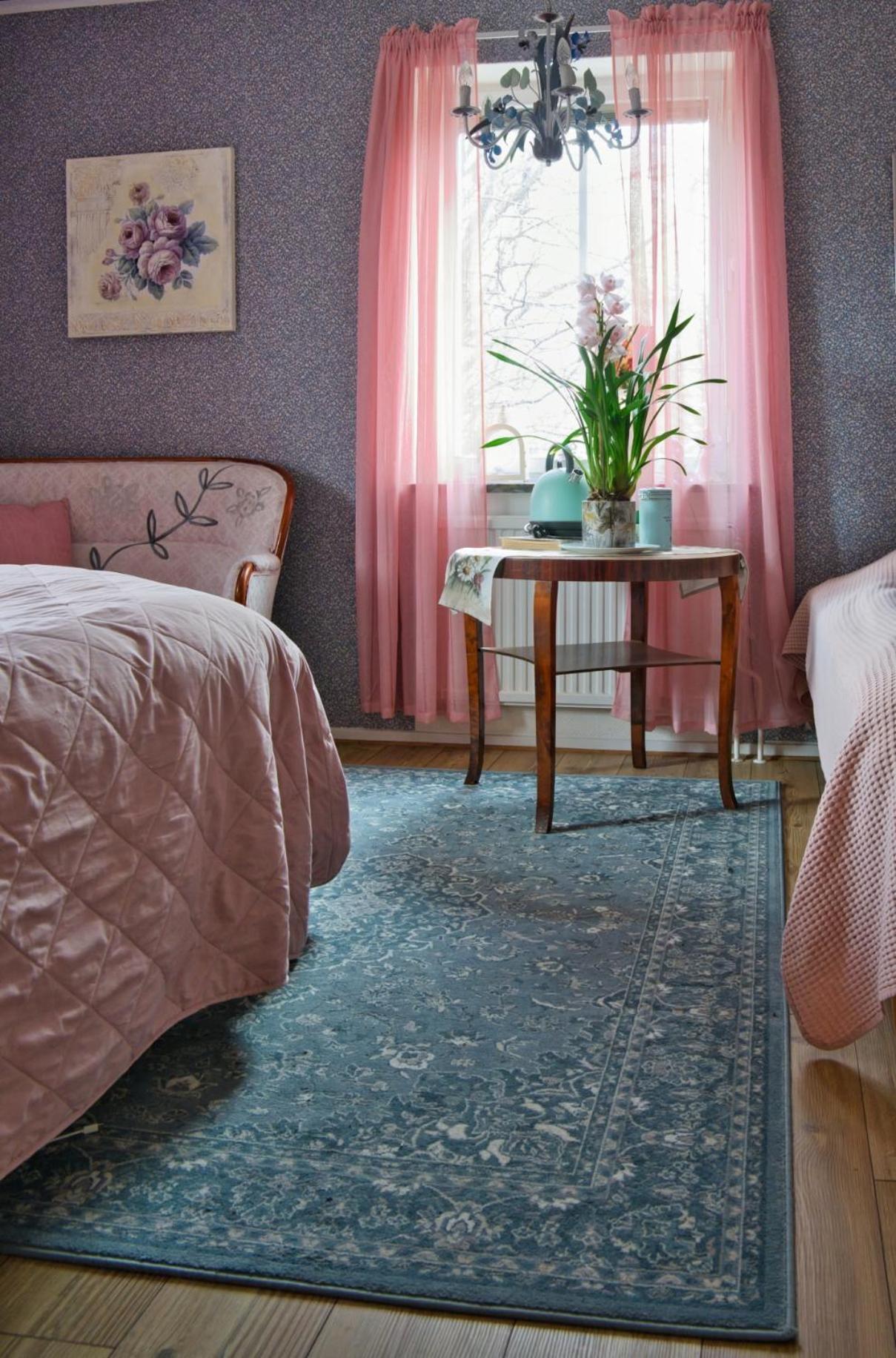 Bed And Books Pa Oesterlens Gaesthaerbaerge Glemminge Buitenkant foto