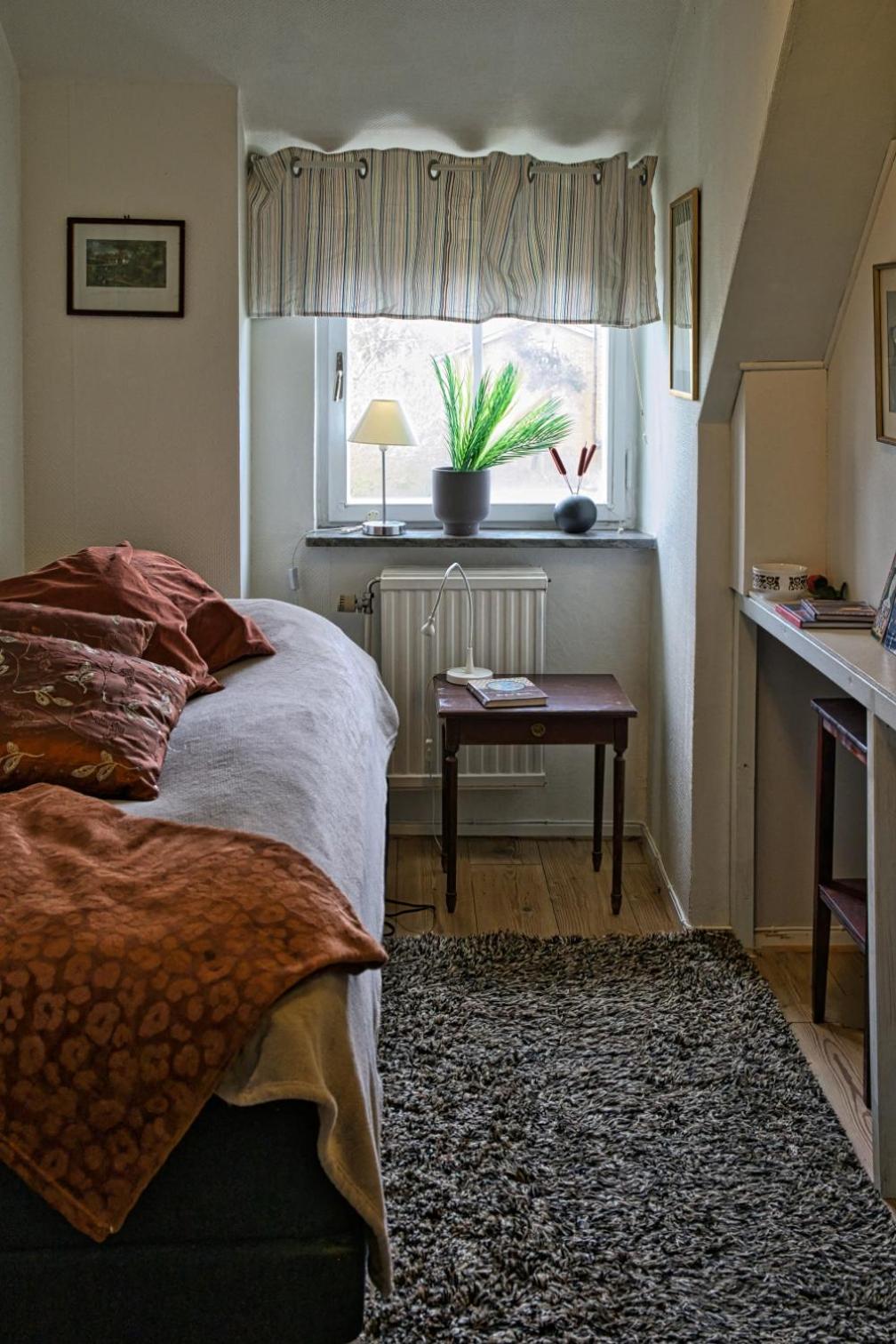 Bed And Books Pa Oesterlens Gaesthaerbaerge Glemminge Buitenkant foto