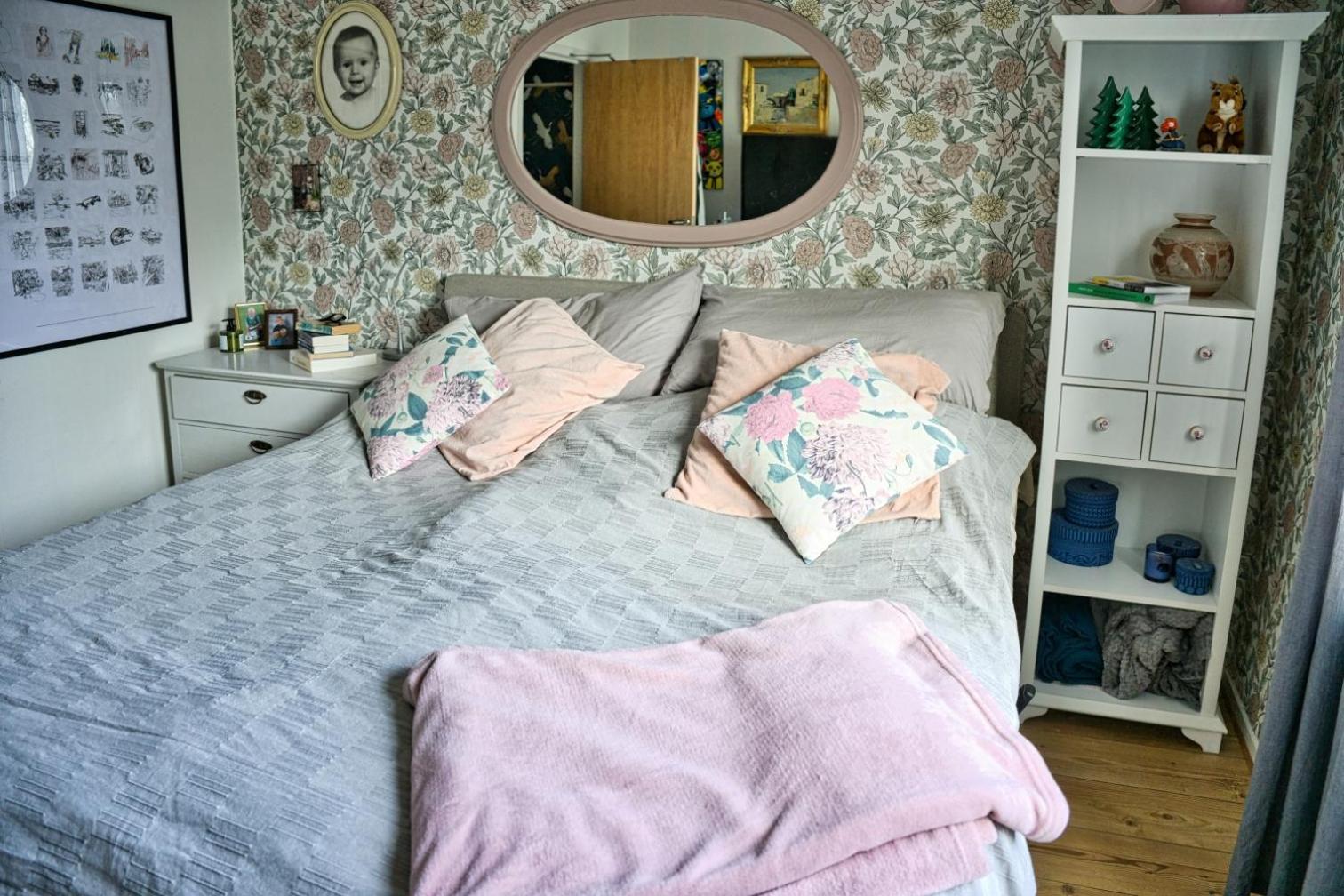 Bed And Books Pa Oesterlens Gaesthaerbaerge Glemminge Buitenkant foto